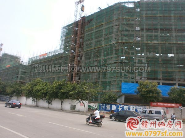 景荣大厦项目已封顶竣工 章江内岸再添一个家